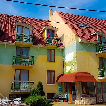 Hotel Paar Szieszta Győr Exteriör bild