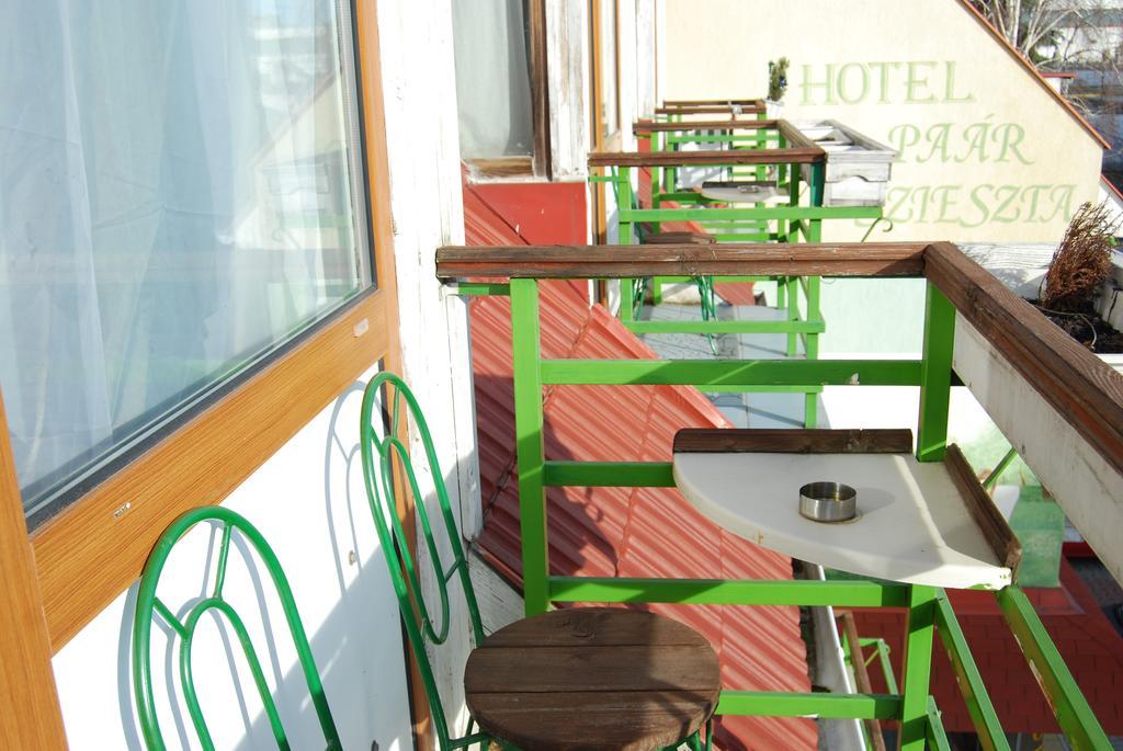 Hotel Paar Szieszta Győr Rum bild