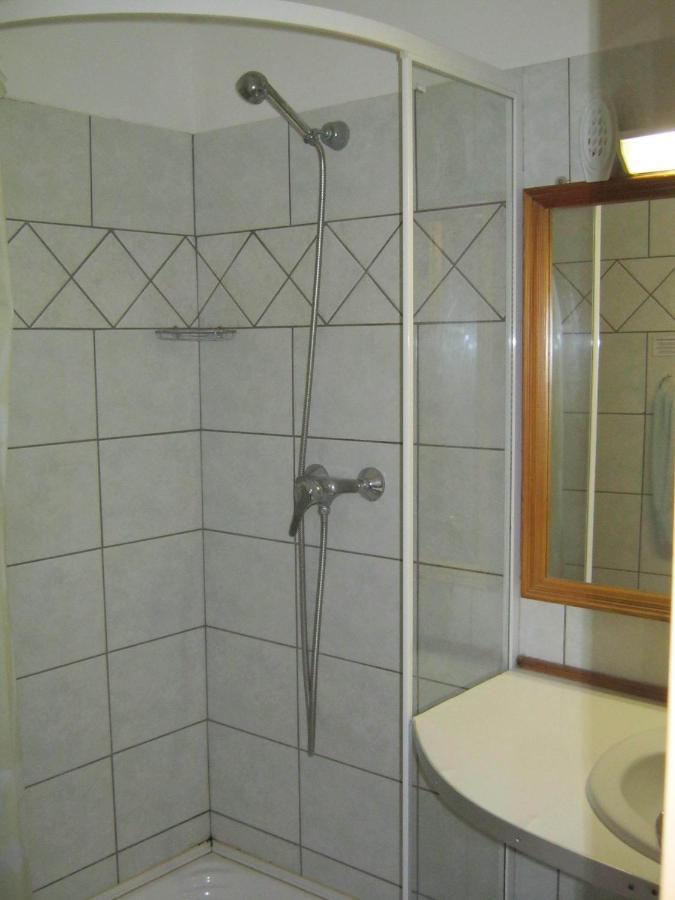 Hotel Paar Szieszta Győr Rum bild
